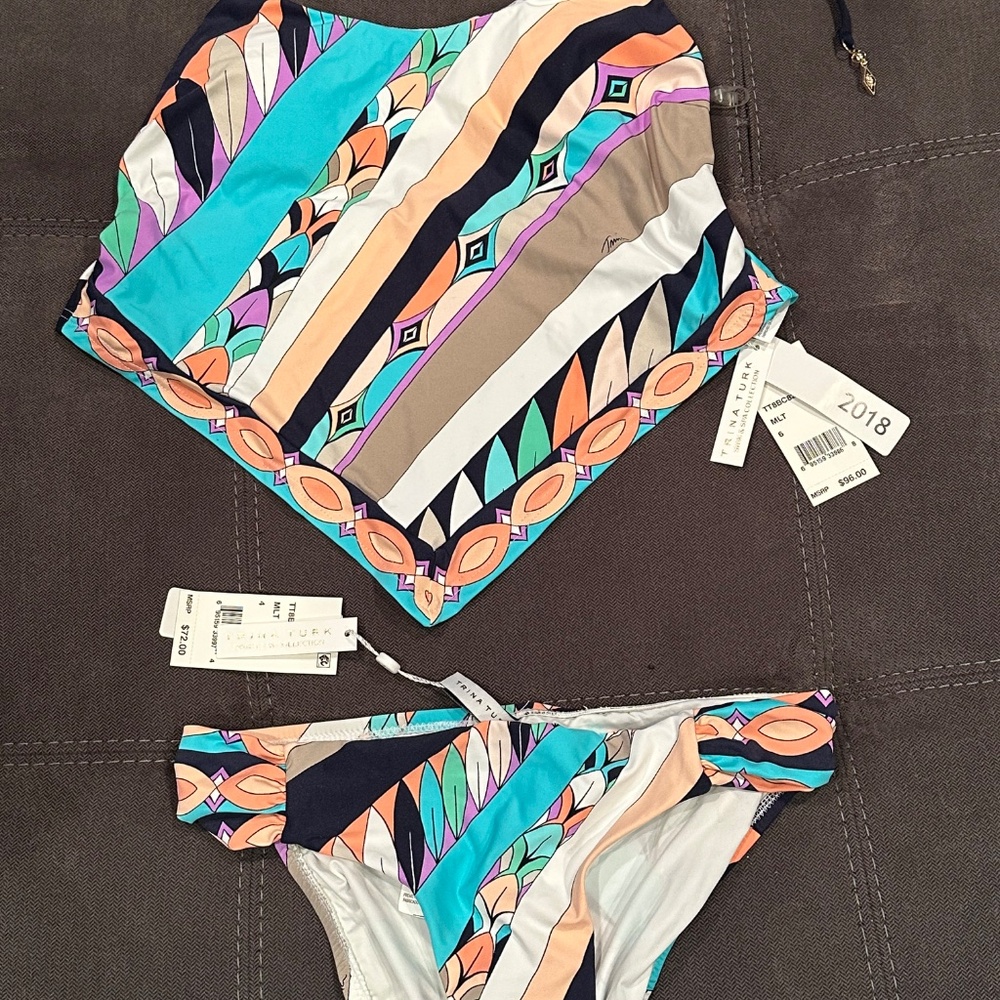 Trina Turk - Picture 2 of 2